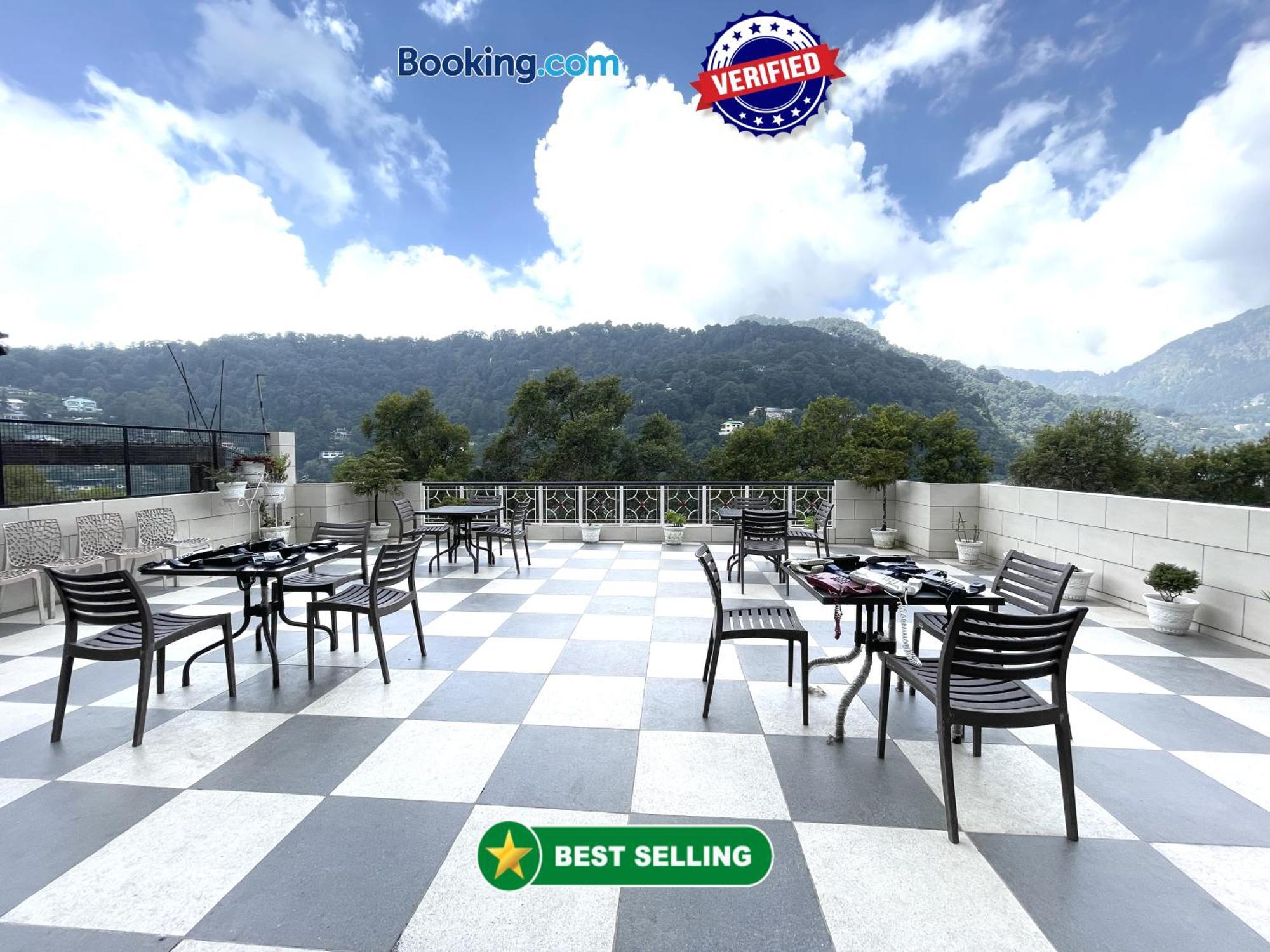 Hotel Prince ! Nainital Mall Road-Prime-Location In-Front-Of-Naini-Lake Hygiene-And-Spacious-Room Exteriör bild